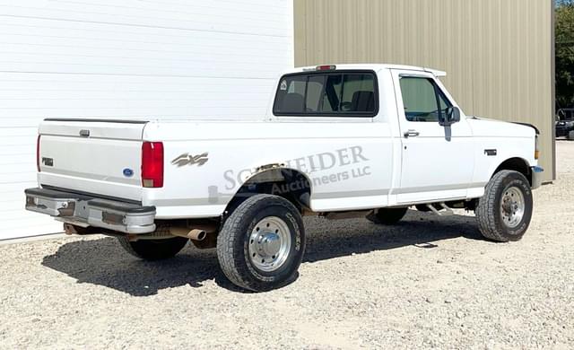 Image of Ford F-250 equipment image 4