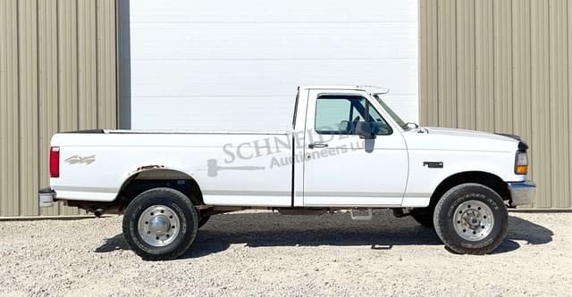 Image of Ford F-250 equipment image 2