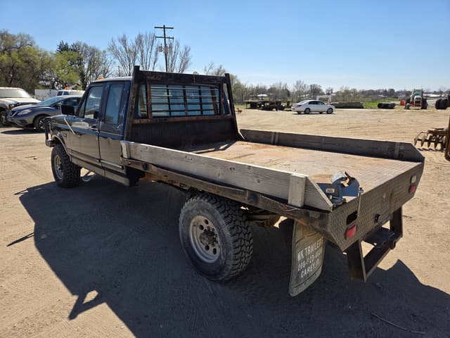 Image of Ford F-250 equipment image 3