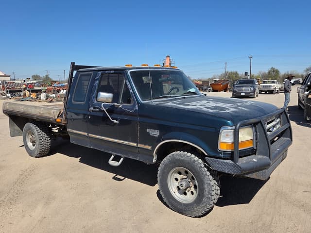 Image of Ford F-250 equipment image 1