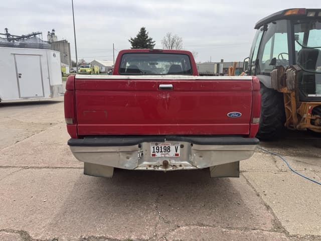 Image of Ford F-250 equipment image 3