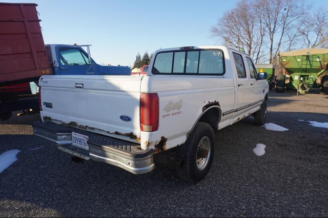 Image of Ford F-250 equipment image 1