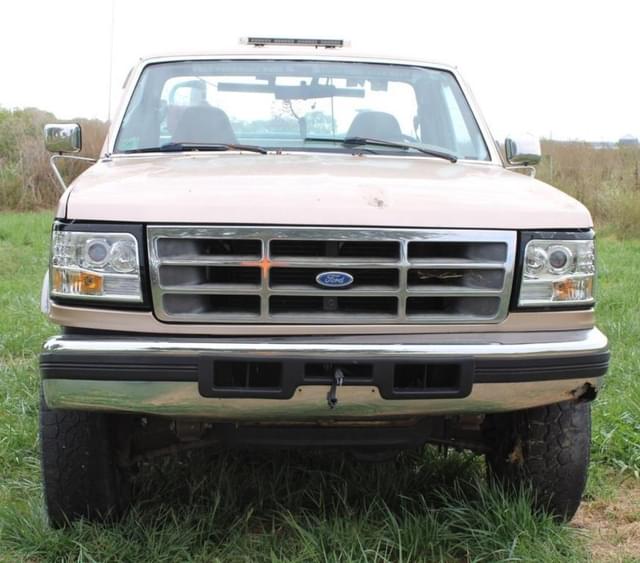 Image of Ford F-250 equipment image 4