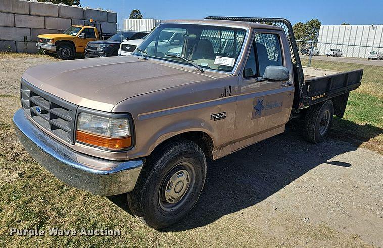 Image of Ford F-250 Primary image