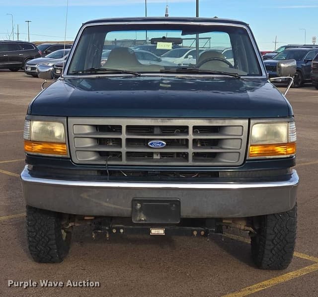 Image of Ford F-250 equipment image 1