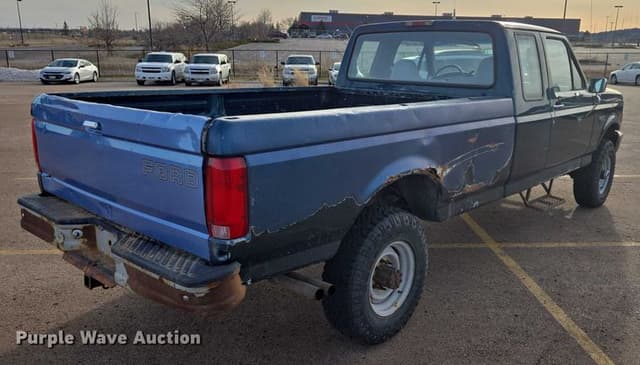 Image of Ford F-250 equipment image 4