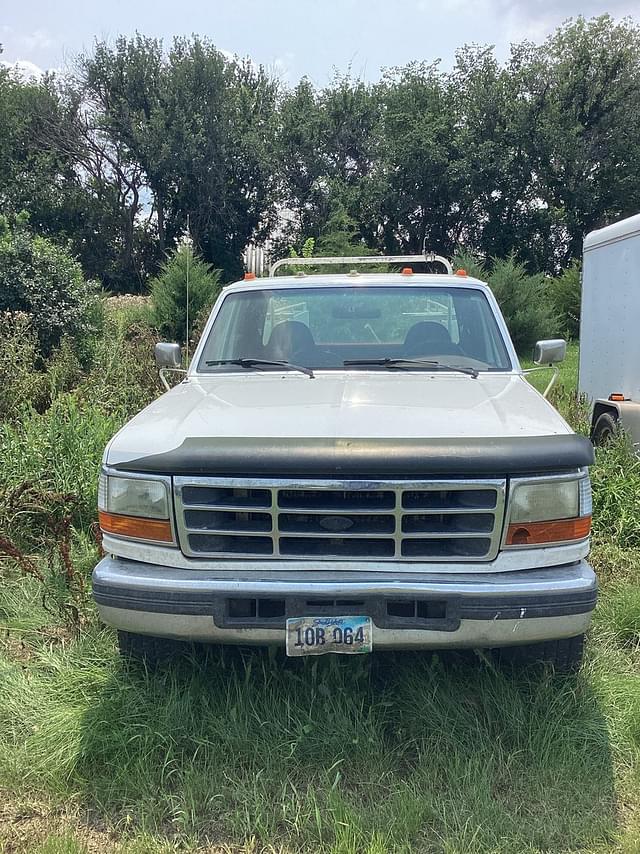 Image of Ford F-250 equipment image 3