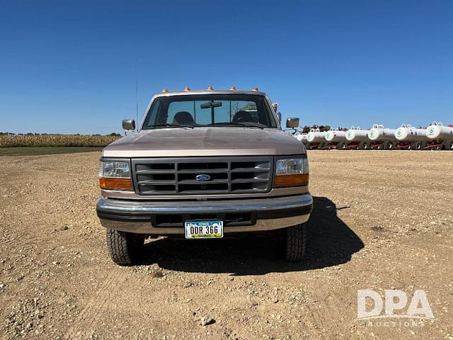 Image of Ford F-250 equipment image 2