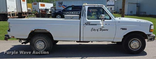 Image of Ford F-250 equipment image 3