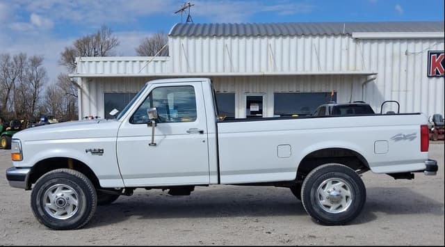 Image of Ford F-250 equipment image 1