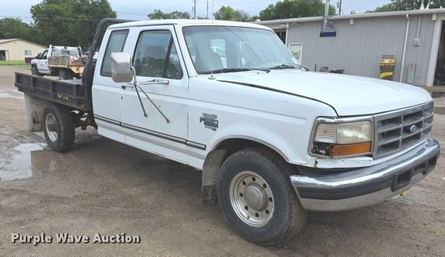 Image of Ford F-250 equipment image 1