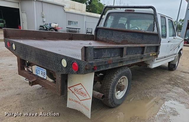 Image of Ford F-250 equipment image 3