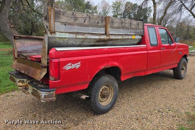 Image of Ford F-250 equipment image 4