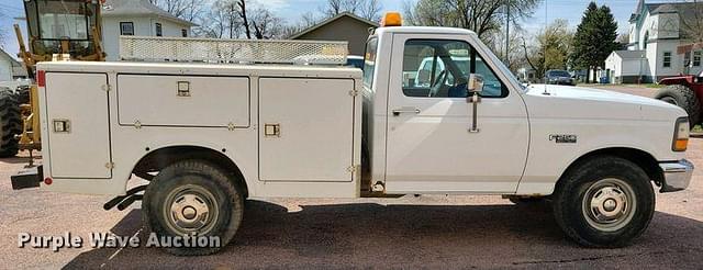 Image of Ford F-250 equipment image 3