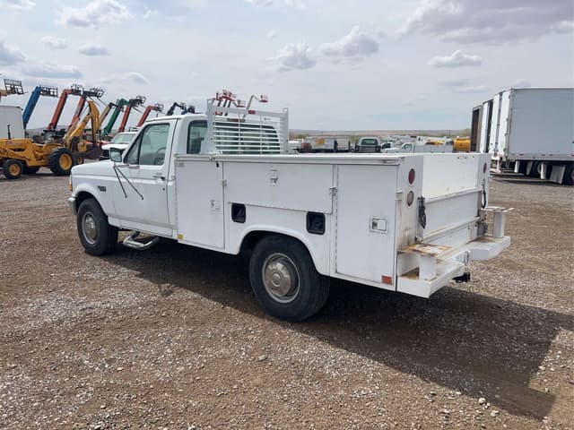 Image of Ford F-250 equipment image 3