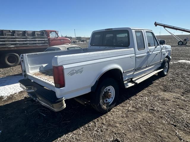 Image of Ford F-250 equipment image 4