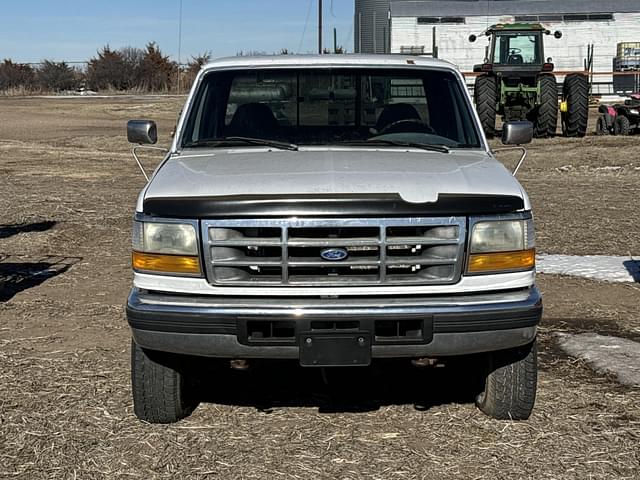 Image of Ford F-250 equipment image 2