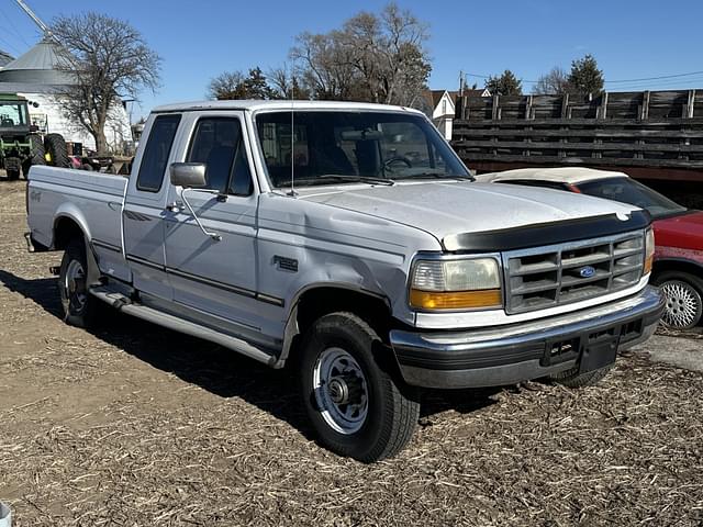 Image of Ford F-250 equipment image 1