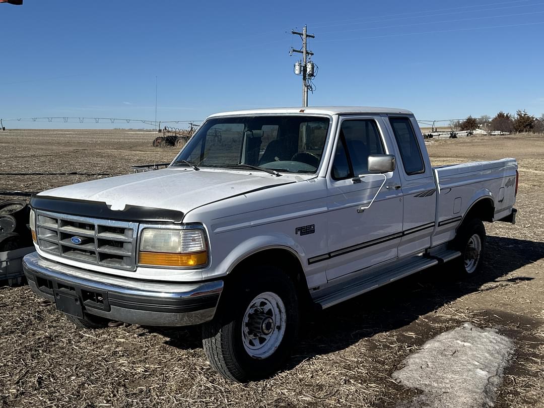 Image of Ford F-250 Primary image