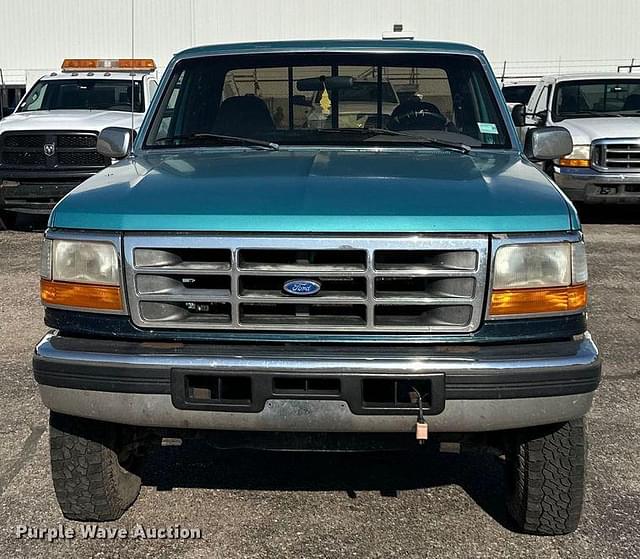 Image of Ford F-250 equipment image 1