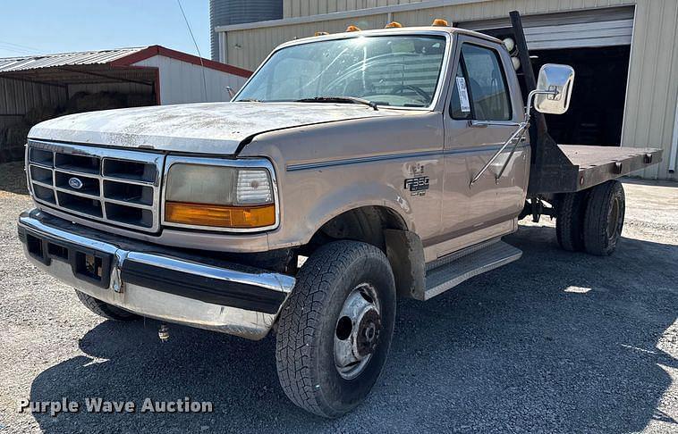 Image of Ford F-350 Primary image