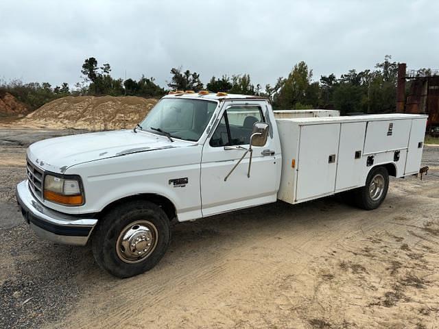 Image of Ford F-350 Primary image