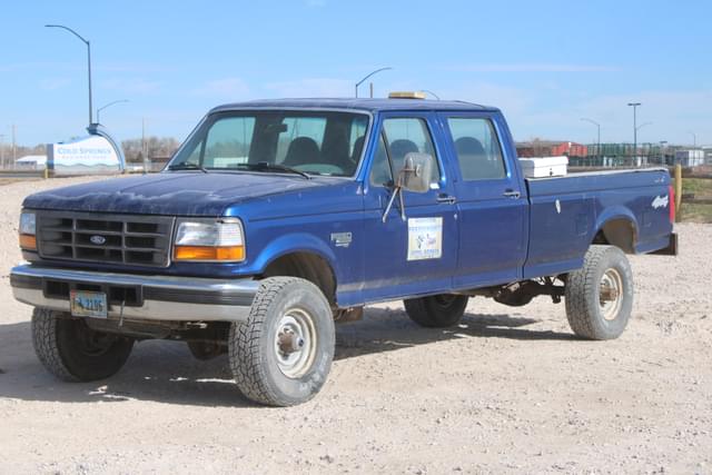 Image of Ford F-350 equipment image 1