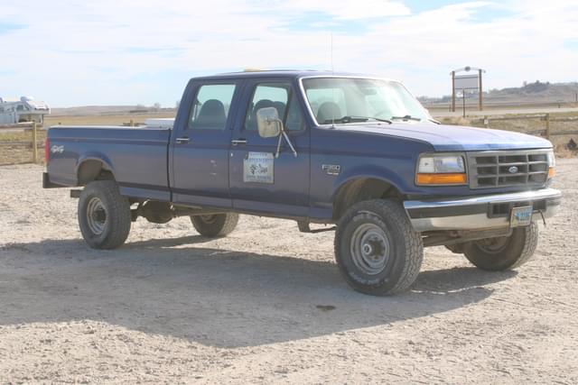 Image of Ford F-350 equipment image 4