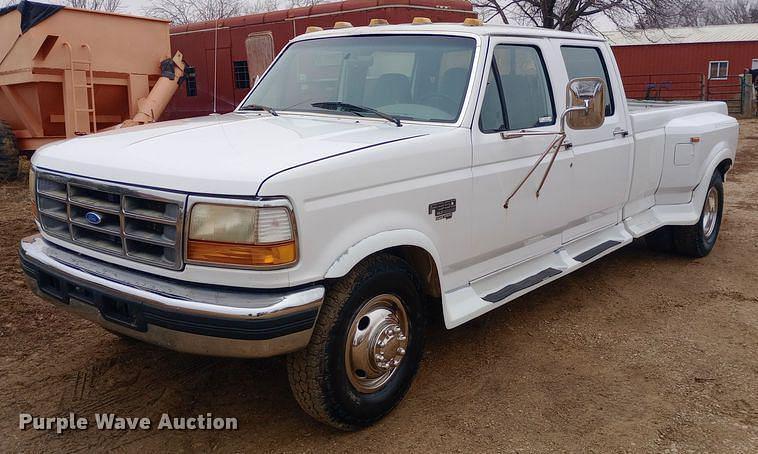 Image of Ford F-350 Primary image