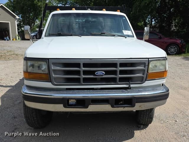 Image of Ford F-450 equipment image 1