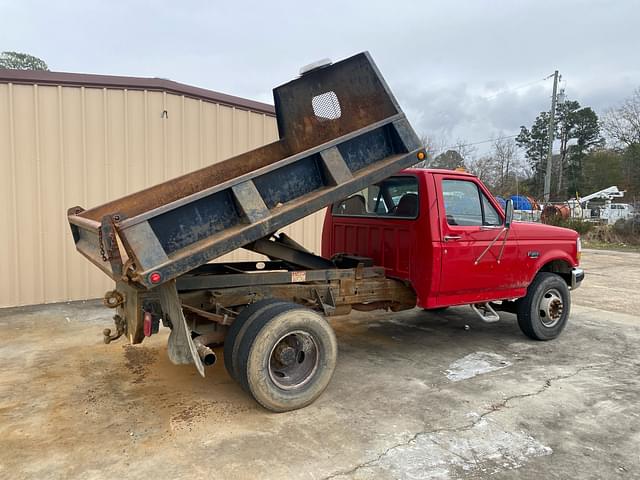 Image of Ford F-450 equipment image 4