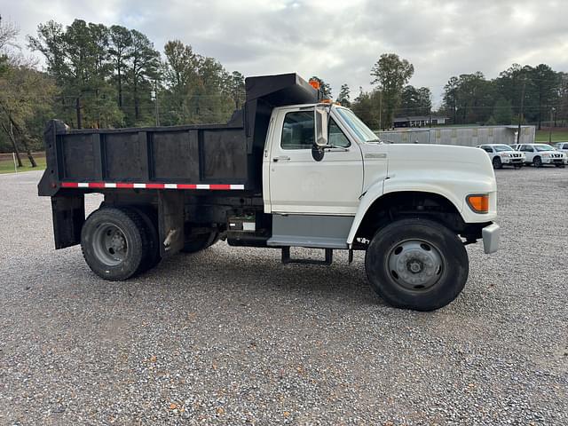 Image of Ford F-SERIES equipment image 3