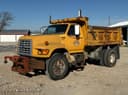 1997 Ford F-8000 Image