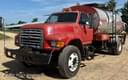 1997 Ford F-800 Image