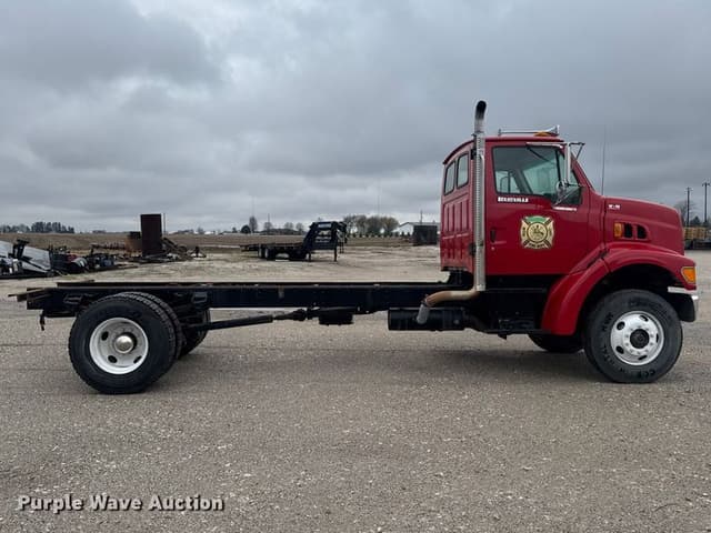 Image of Ford L8501 equipment image 3