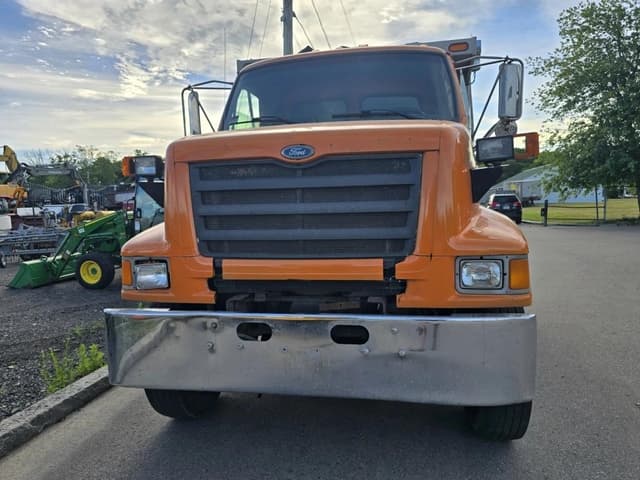 Image of Ford Louisville equipment image 1