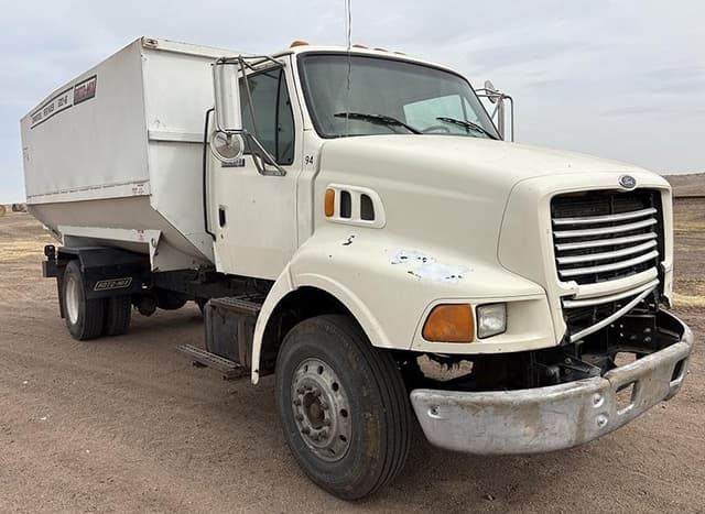 Image of Ford Louisville equipment image 4