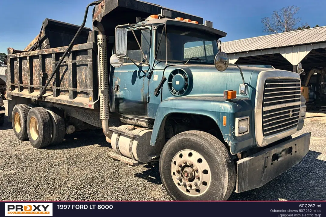 Image of Ford LT8000 Primary image