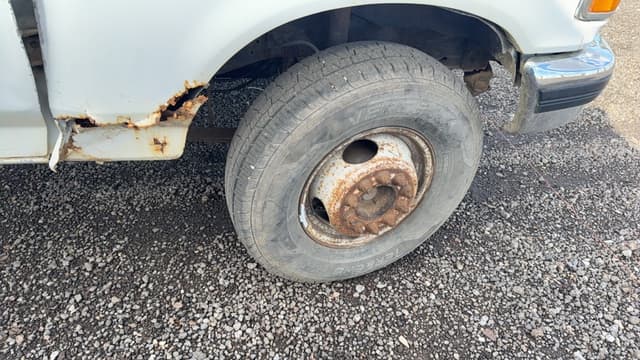 Image of Ford Super Duty equipment image 3