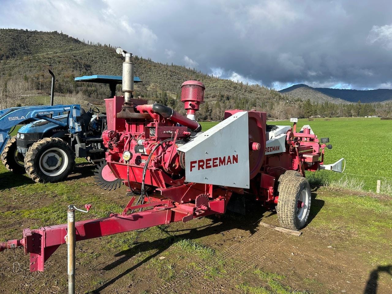 1997 Freeman 370 Equipment Image0