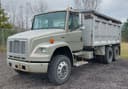 1997 Freightliner FL106 Image