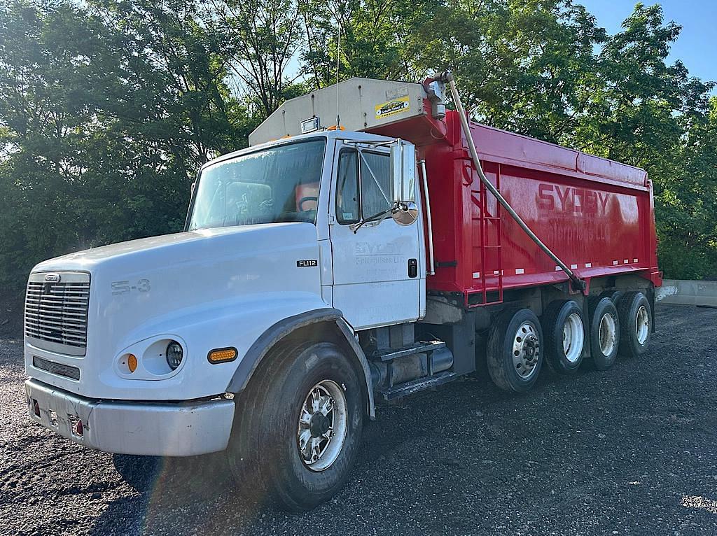 Image of Freightliner FL112 Primary image