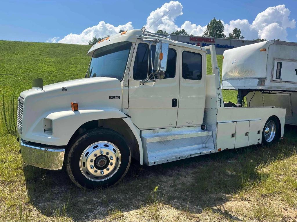 Image of Freightliner FL60 Primary image