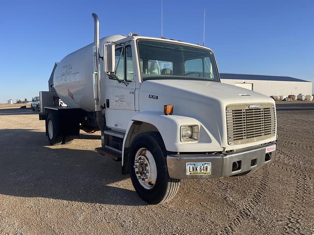 Image of Freightliner FL70 equipment image 1