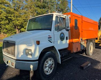 Main image Freightliner FL70