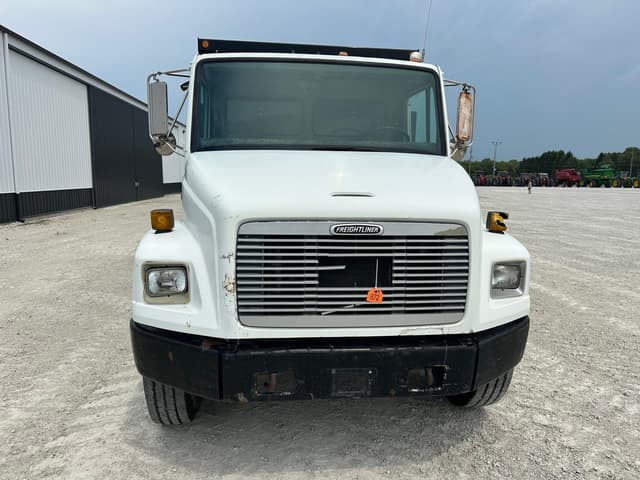 Image of Freightliner FL70 equipment image 2