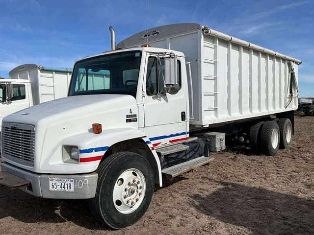 Image of Freightliner FL70 equipment image 1