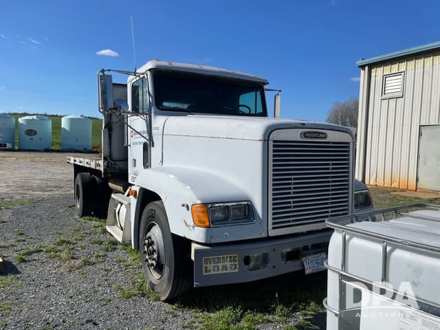 Image of Freightliner Detroit 60 equipment image 3