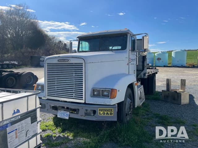 Image of Freightliner Detroit 60 equipment image 1