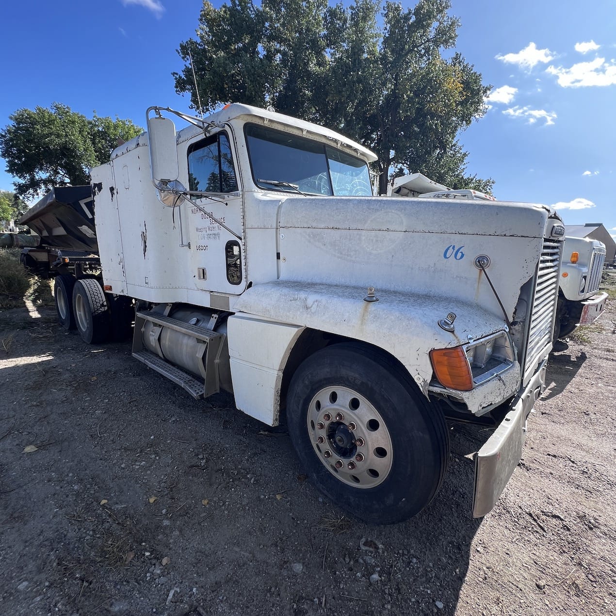 Main image Freightliner FLD